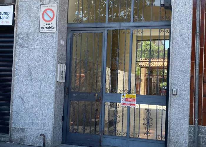 Apartament E.g. House *